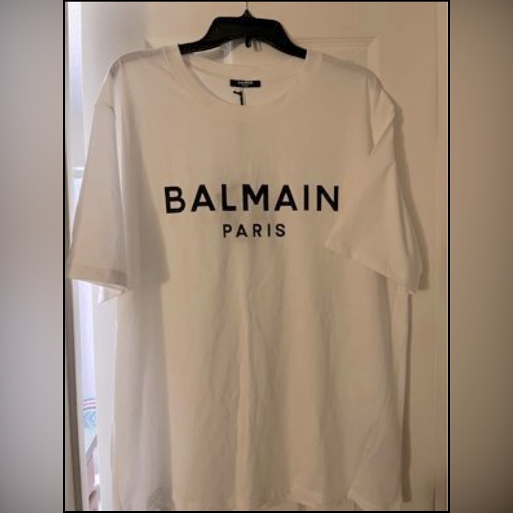 BALMAIN BLACK TSHIRT (XL)